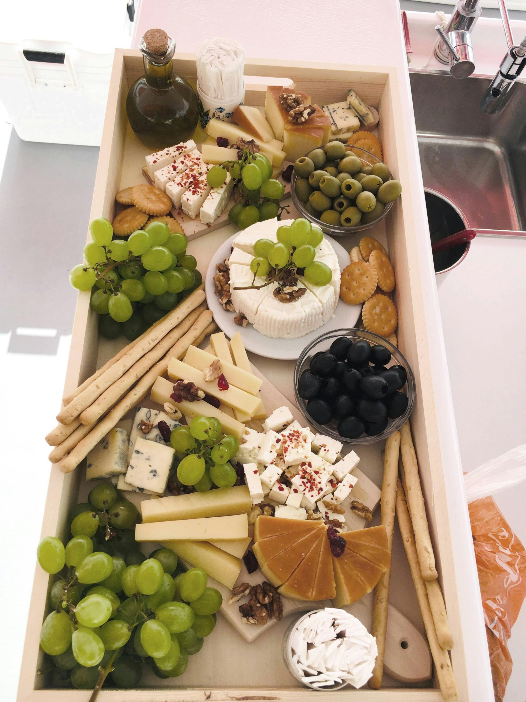 Catamaran cruise from Dubrovnik to Kalamota Island with lunch