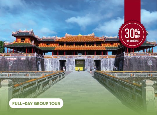 Escursione di un giorno intero alla scoperta del patrimonio di Hue da Danang e gita in barca alla pagoda di Thien Mu