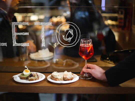 Venice bacari aperitivo food tour