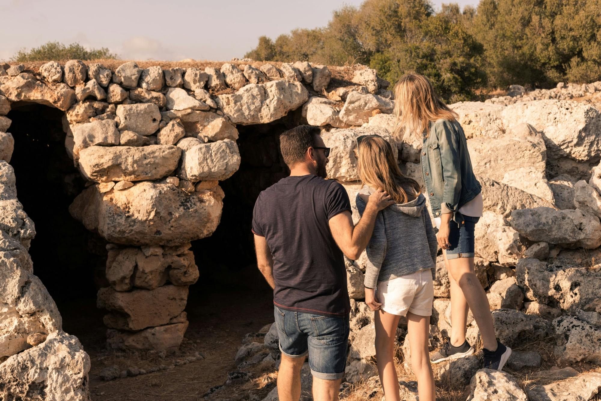 Sunset tour of Menorca with local nibbles