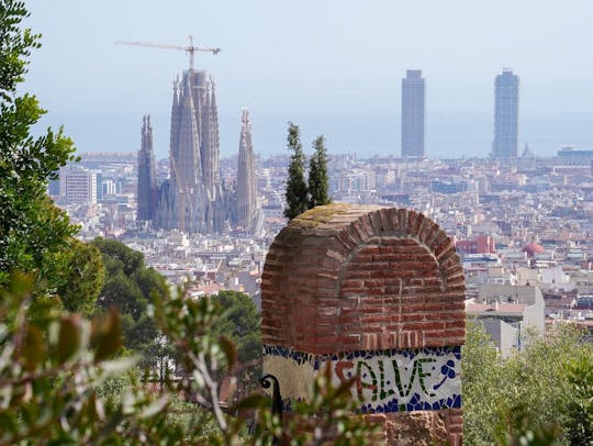 Park Güell and Sagrada Familia guided tour