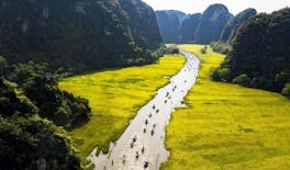Excursão guiada de dia inteiro a Hoa Lu e Tam Coc saindo de Hanói com almoço
