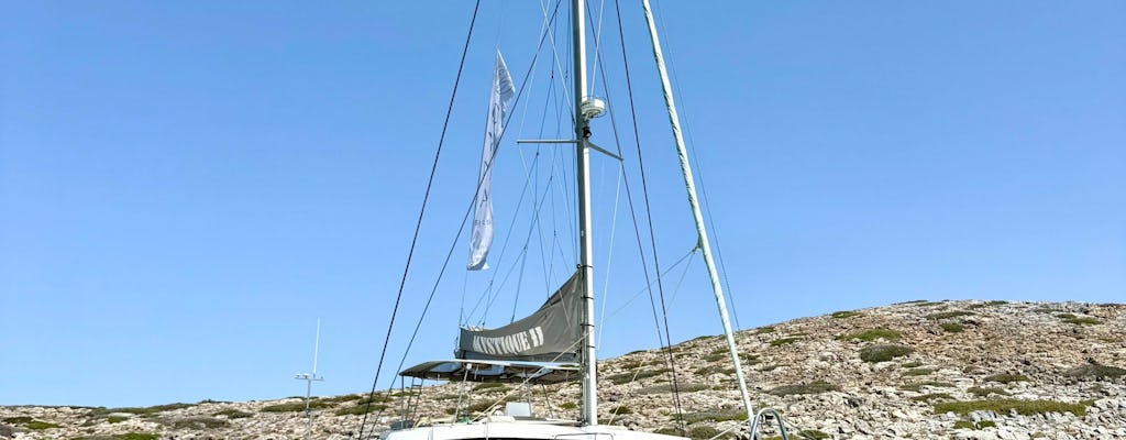 Crociera privata in catamarano premium all'isola di Dia a Creta