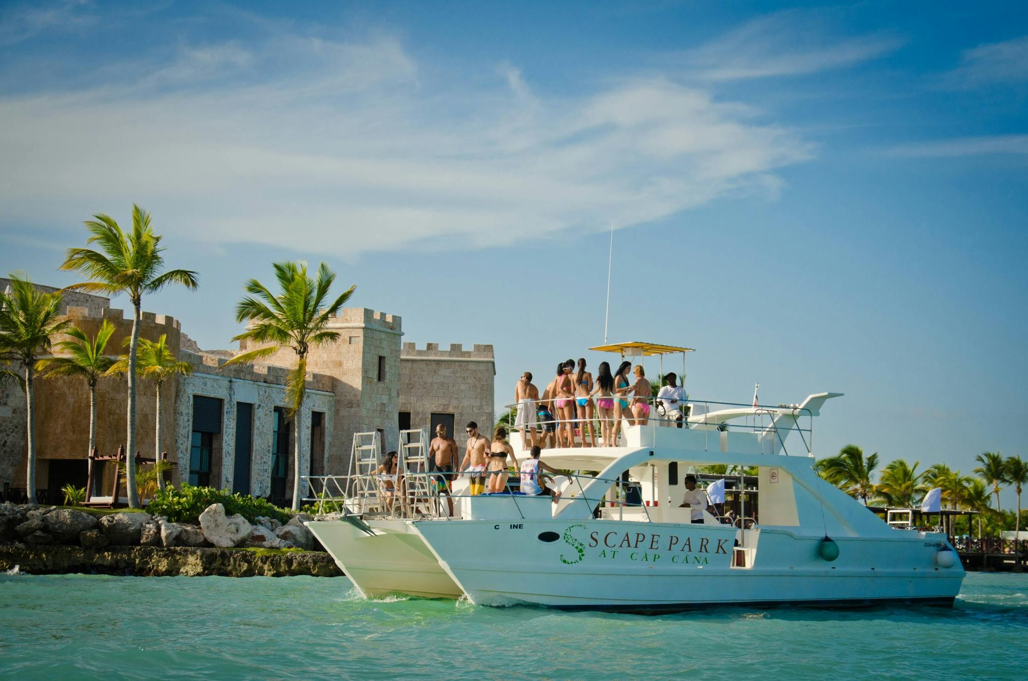 Full-day catamaran cruise with snorkelling and a beachside lunch