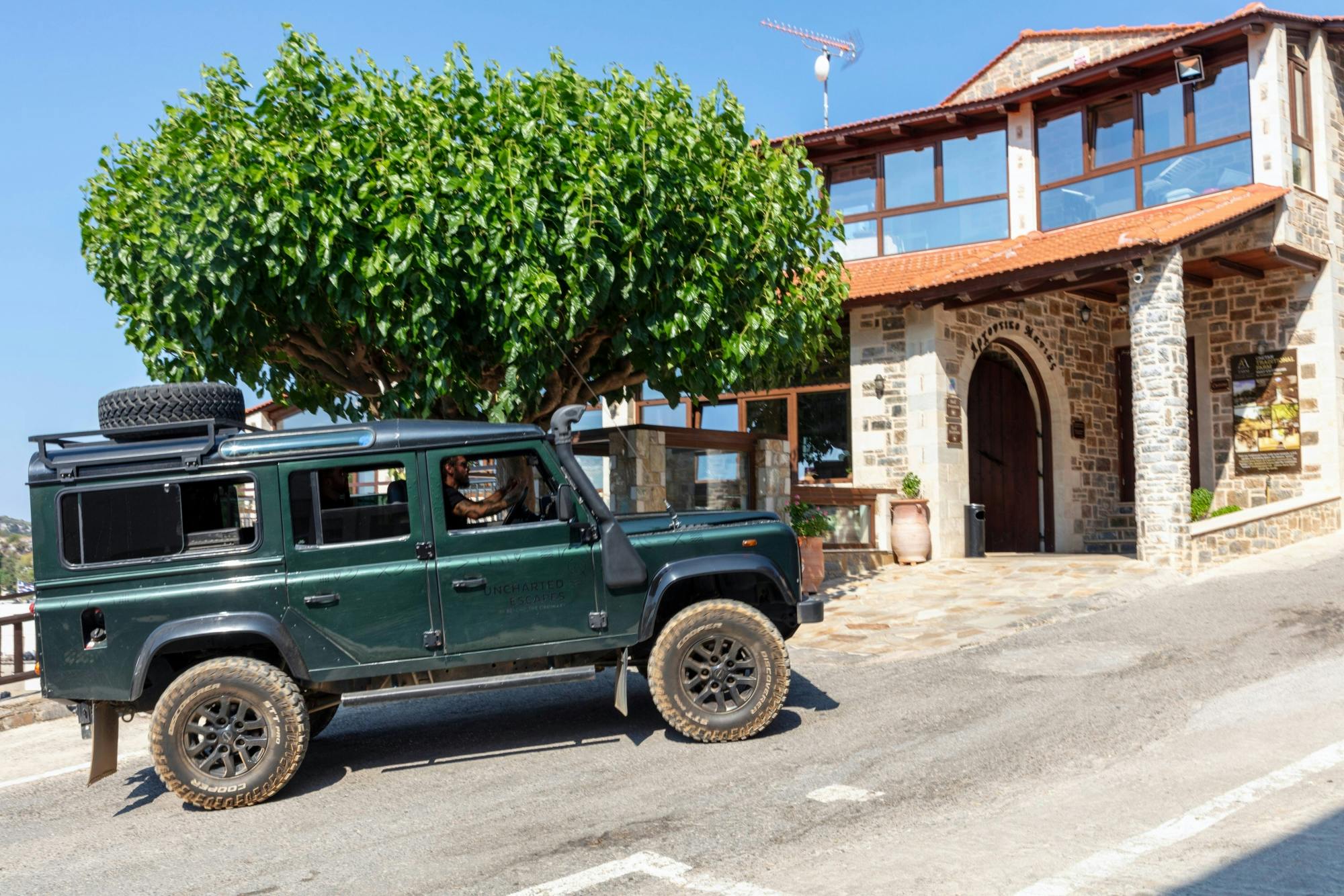 Full-Day Crete wine tasting and 4x4 off-road experience