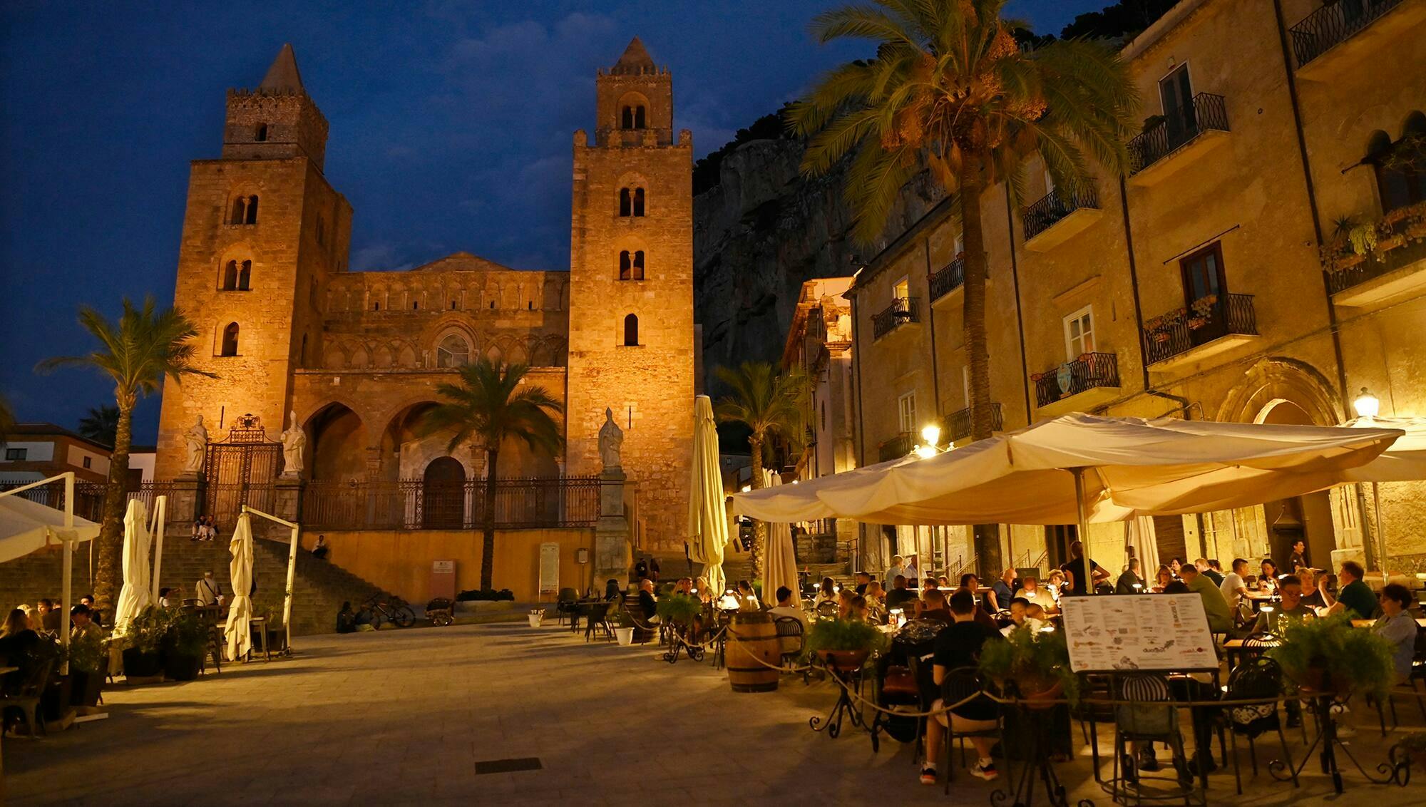 Campofelice to Cefalù evening shuttle service in Sicily