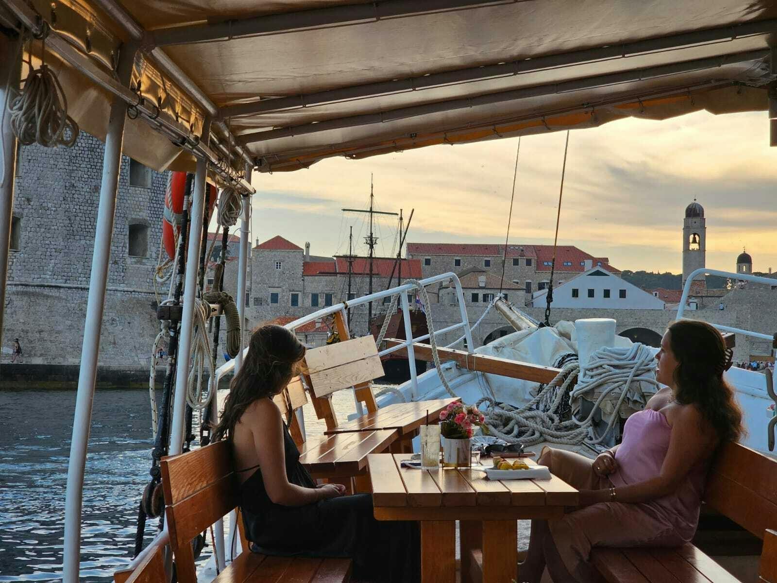 Adults-only sunset boat trip from Dubrovnik with cocktails & canapes