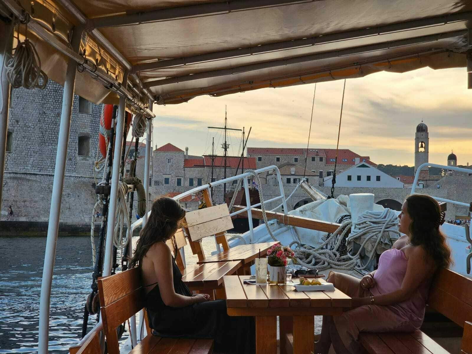 Adults-only sunset boat trip from Dubrovnik with cocktails & canapes
