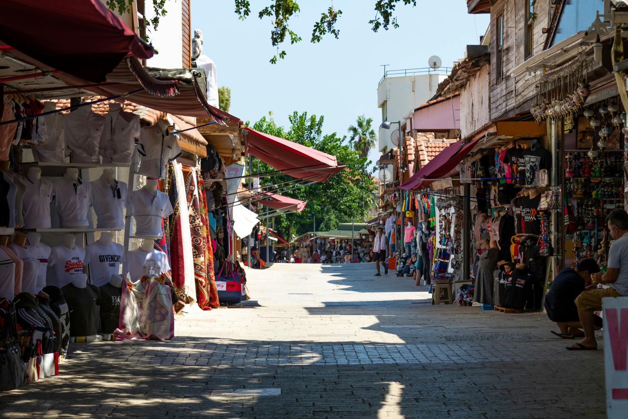 Side tour with Temple of Apollo and shopping