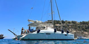 Cruzeiro noturno de barco pela costa leste com traslado
