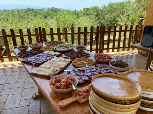 Full-day olive oil farm and Nicotera tour with Calabrian lunch