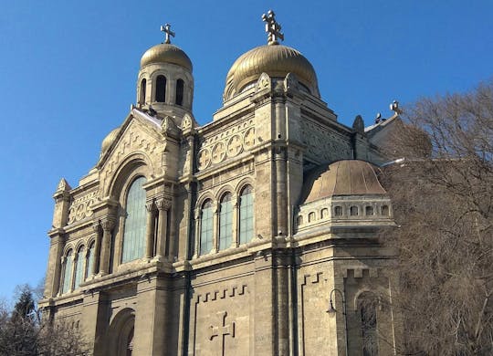 Wycieczka piesza po Warnie i monaster Aładża