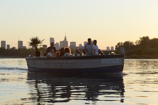 Öffentliche Panorama-Kreuzfahrt durch Warschau auf einem traditionellen Holzboot