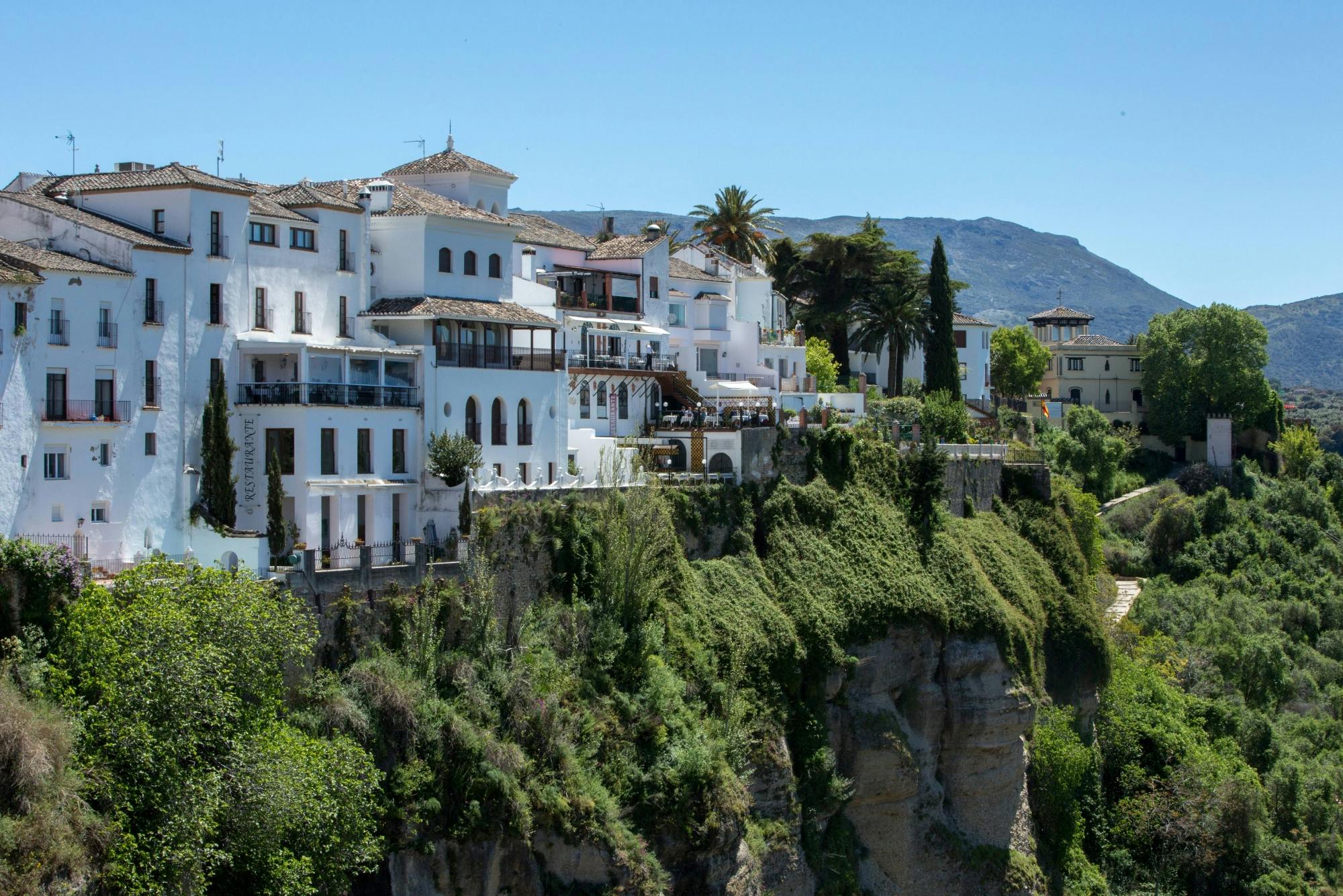 Ronda Romantica Festival and Setenil de las Bodegas Visit
