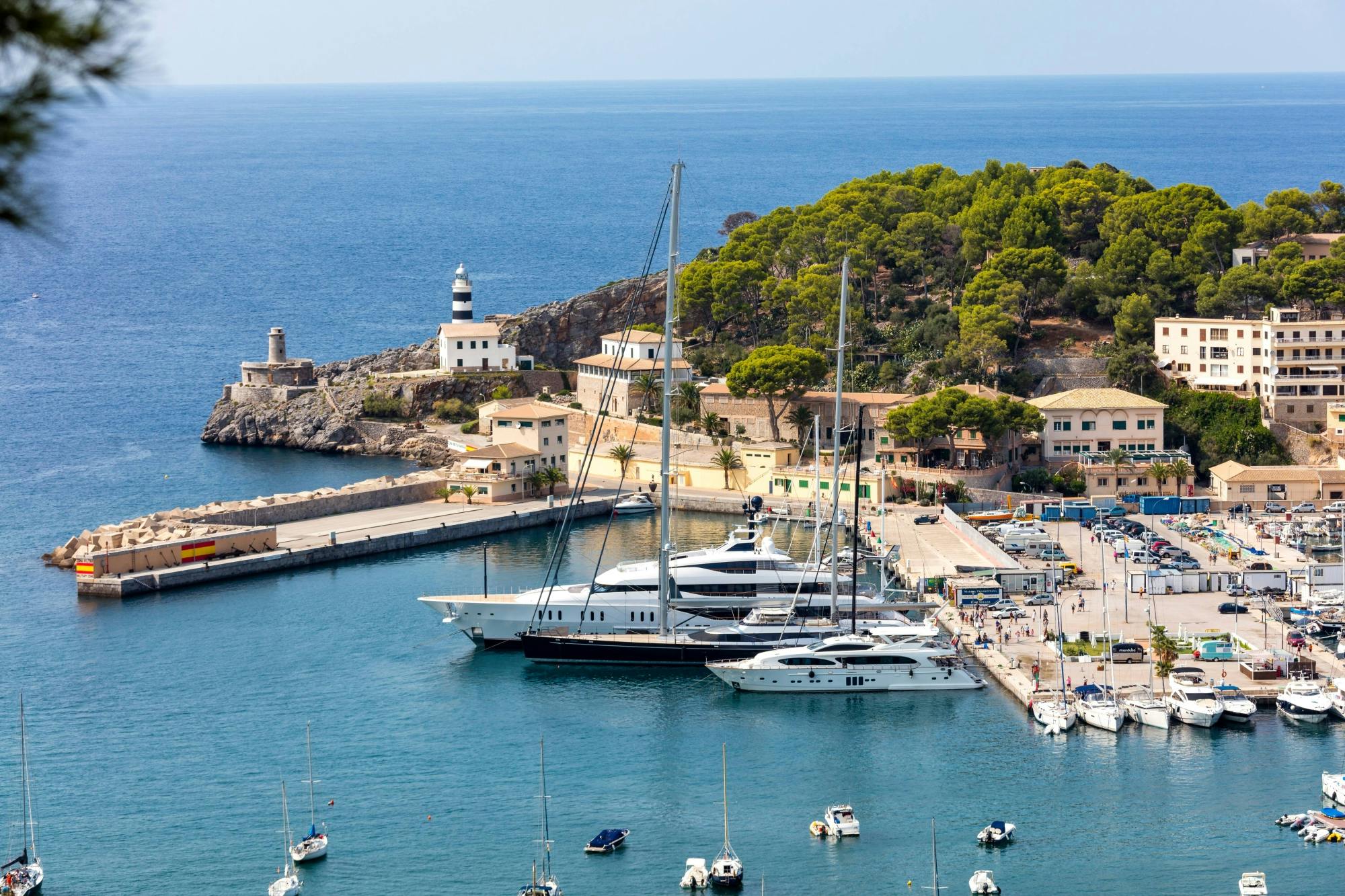 Majorca full-day guided island tour in Czech