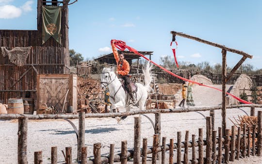 Transfer to Puy du Fou Spain from Toledo