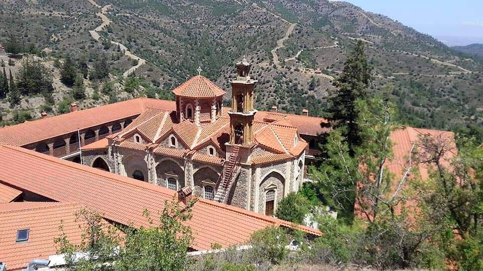 Full-day guided tour of Fikardou, Machairas and Lefkara