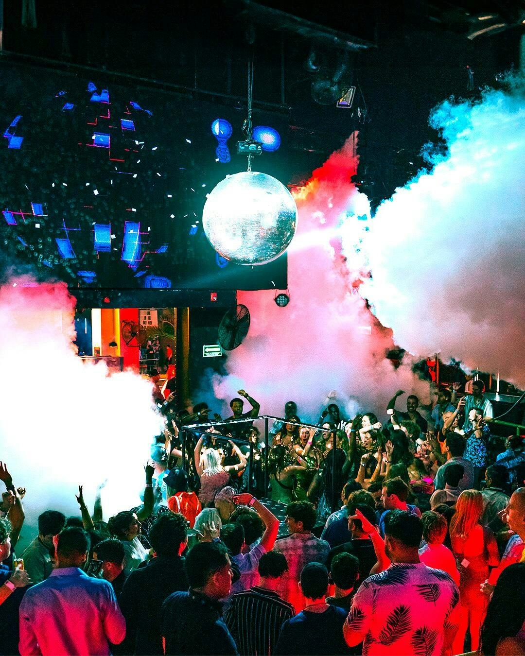 Cancun club entrance and open bar ticket by Mandala Group