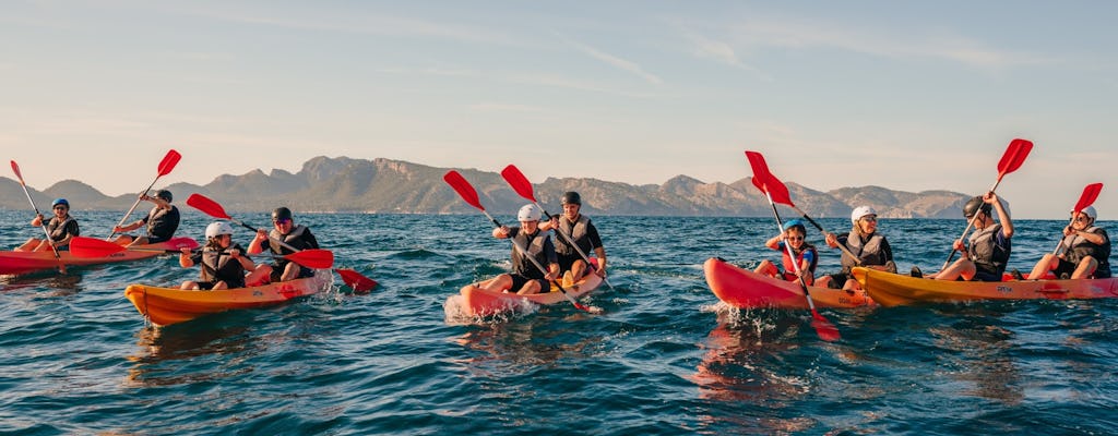Multiavventura a Maiorca con kayak, tuffi dalle scogliere, snorkeling e altro ancora