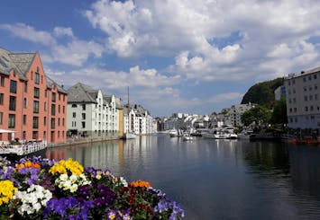 Visita autoguiada por las ciudades costeras de Noruega con audioguía GPS