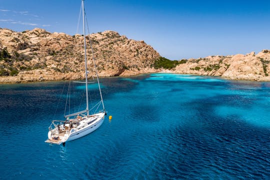 Wycieczka żaglówką wzdłuż archipelagu La Maddalena