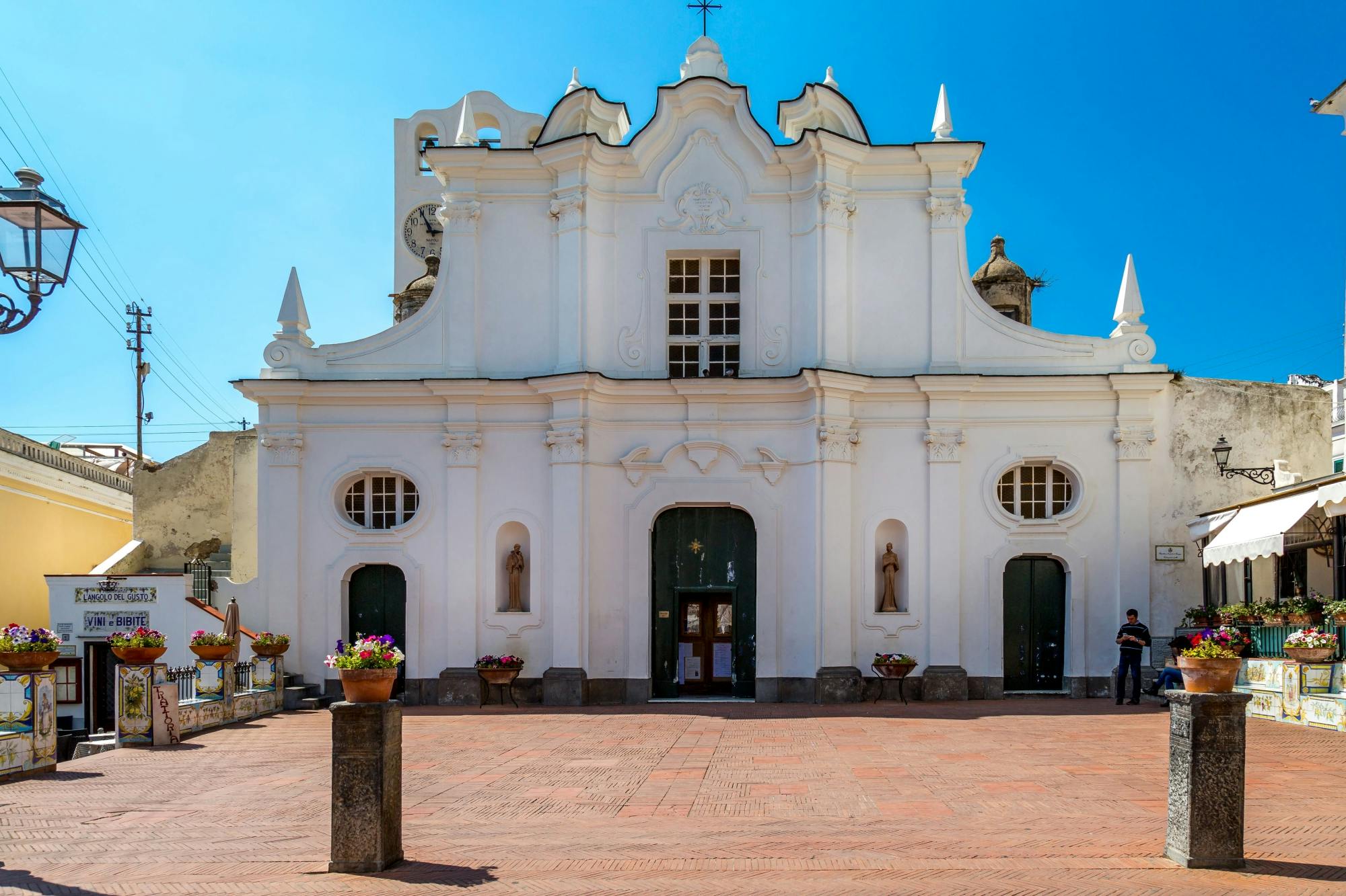 Capri Island walking tour from Ischia