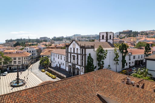 Funchal Blue and Red Line Essentials city sightseeing tour