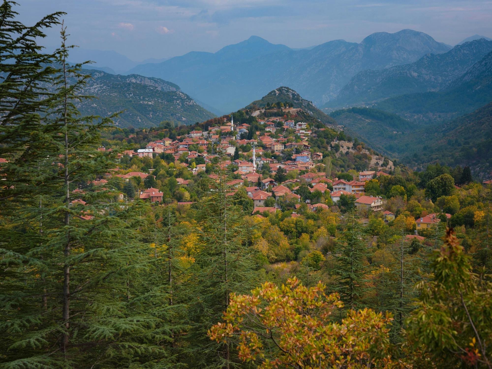 Small-group tour of Ormana and the Altrinbesik Caves in Antalya