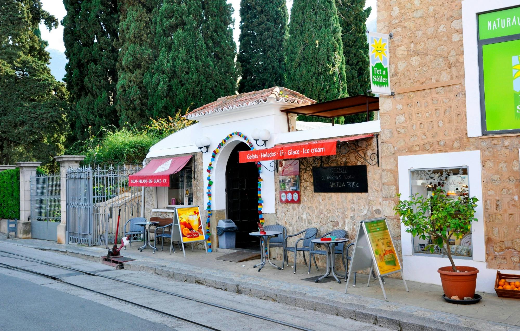 Sites & Bites: Fornalutx village tour with artisan ice-cream