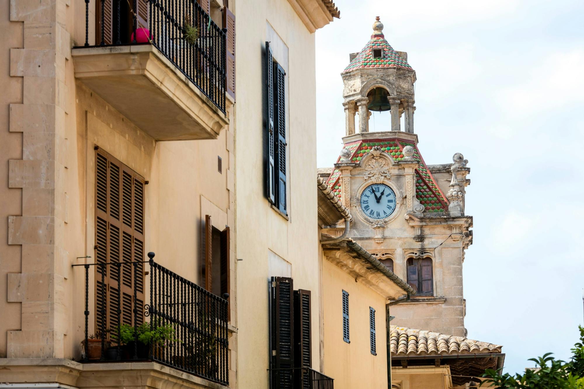 Sites & Bites: Es Colomer, Alcudia Market and Ensaimada tasting