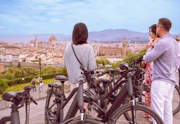 Tour in e-bike di Firenze e Piazzale Michelangelo con degustazione a sorpresa