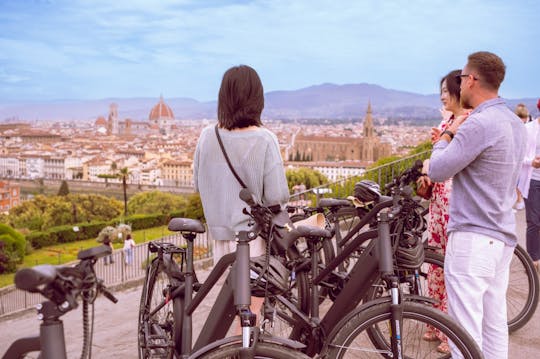 Passeio de bicicleta elétrica por Florença e Piazzale Michelangelo com degustação surpresa