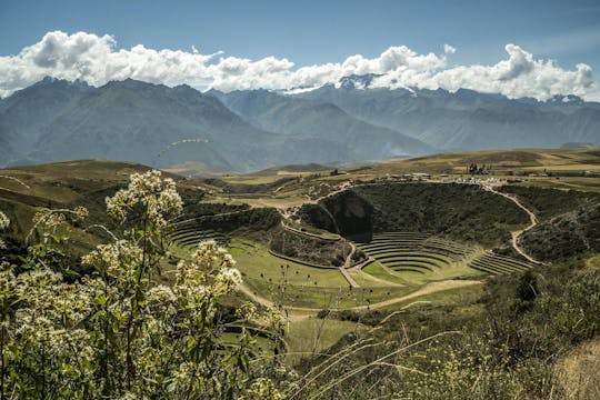 Sacred Valley guided tour with Inca sites, salt ponds and local market
