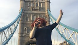 Visite guidée en bus à toit ouvert de Londres, spéciale semaine de la fierté, avec des drag queens