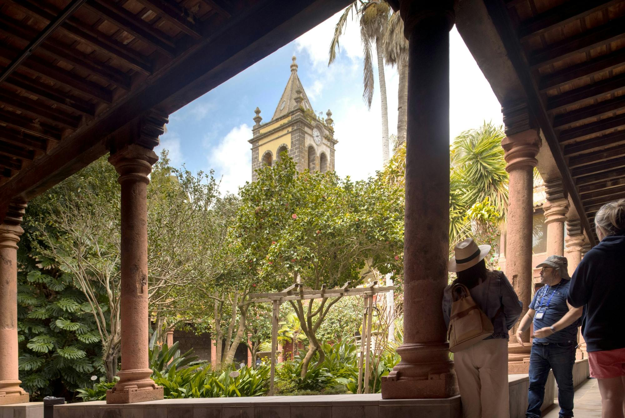Full Day Tenerife Tour with La Laguna and Lunch