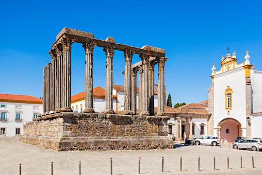 Small group tour to Évora and Alentejo wine region from Lisbon