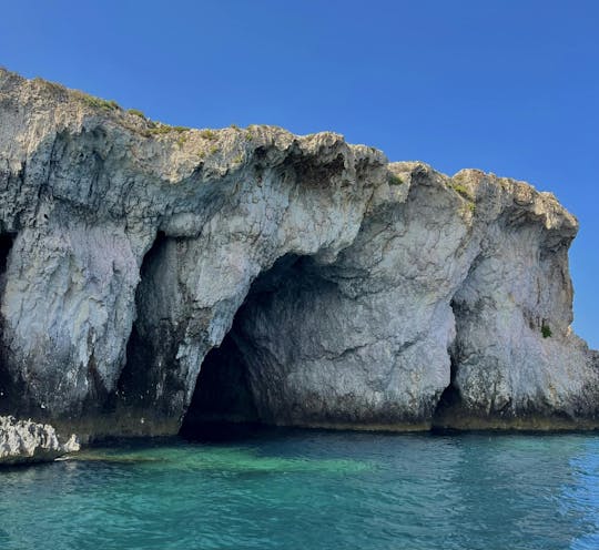 Syracuse sunset boat tour with aperitif and sightseeing