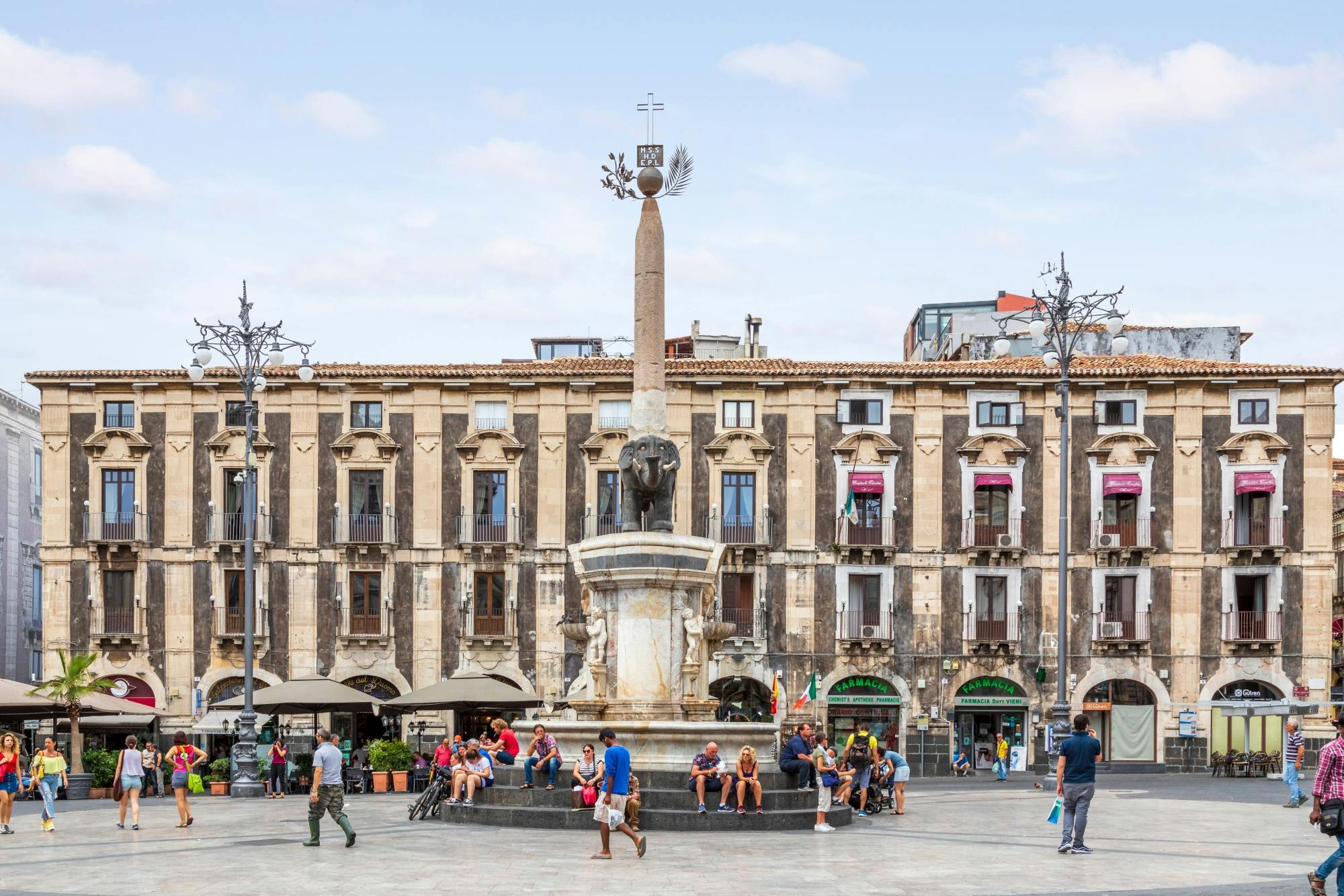 Sites & Bites: Catania city food tour with arancini and cannoli