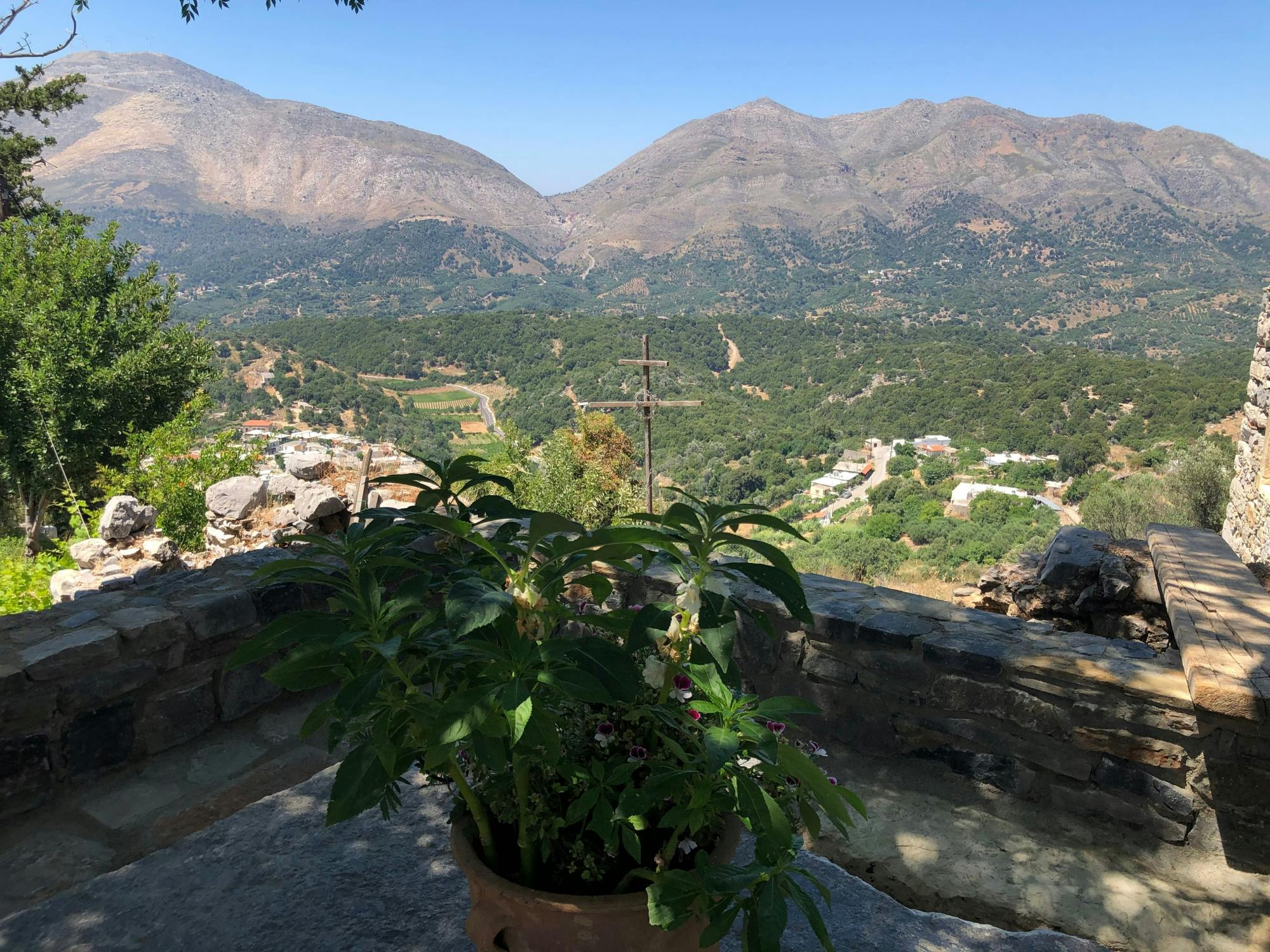 Flavours of Crete 4x4 tour with monastery and winery visits