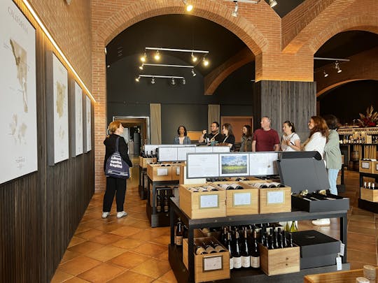 Weingut-Tour Familia Torres: Gastronomie- und Weinerlebnis