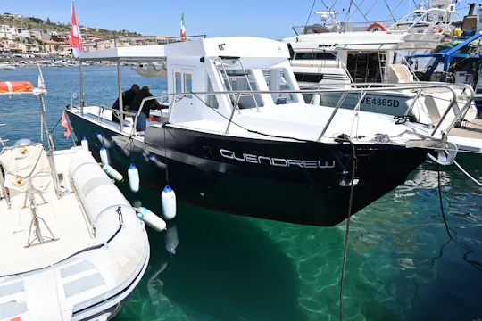 Boat Tour and Snorkelling Around the Cyclopean Islands