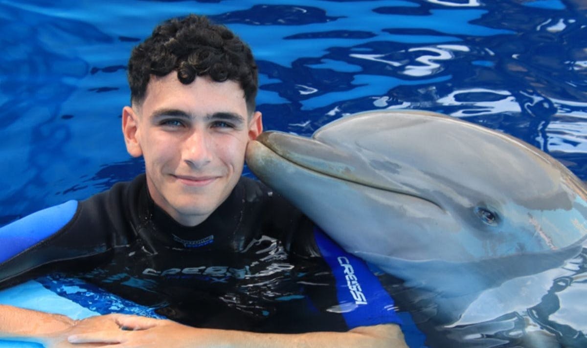 Ingresso para o Mundomar e encontro com golfinhos