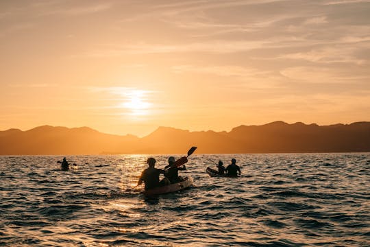 Passeio de caiaque ao pôr do sol em Alcudia