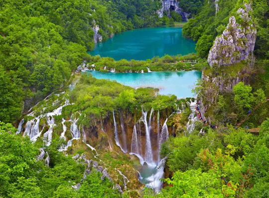 Tour privato dei Laghi di Plitvice e di Zara con pranzo da Spalato