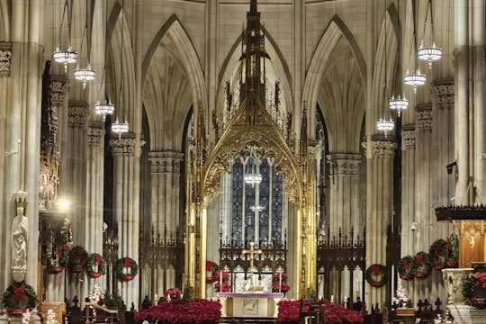 St. Patrick's Cathedral holiday tour with official audioguide