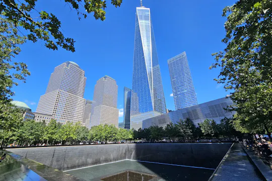 Guidad rundtur till Frihetsgudinnan, Ellis Island och 9-11 Memorial Pools