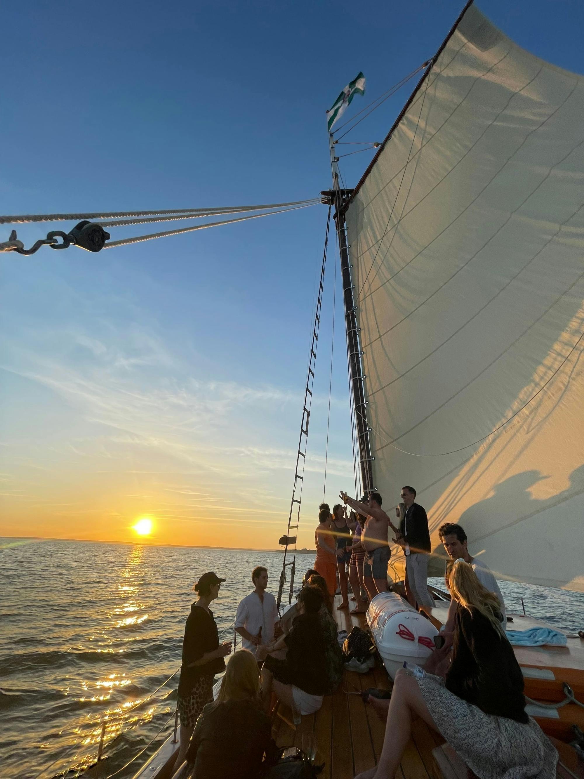 Sunset sailing in the Algarve with drinks and tapas ticket only