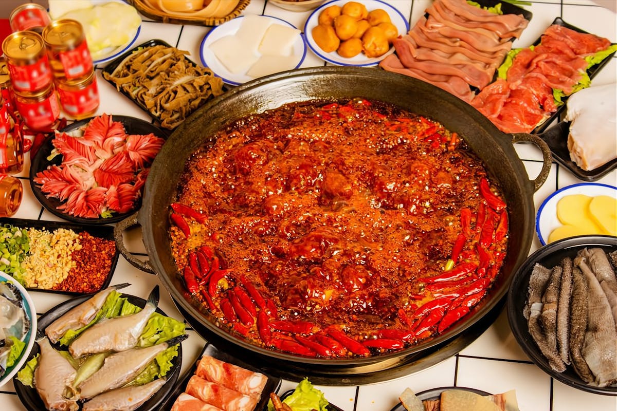 Visite privée en soirée de Chengdu avec dîner de fondue chinoise