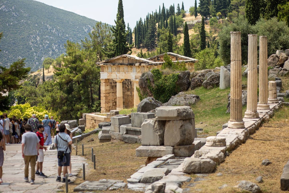 Delphi dagtour met museum en bezoek aan Arachova Village