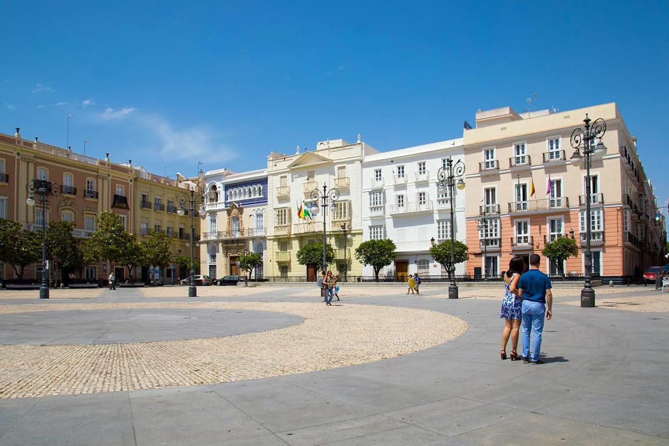 Sites & Bites: Cadiz’s Cathedral, plazas and tortillita de camarones